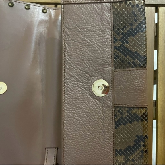 🟫SNAKE SKIN Clutch🟫 - Picture 7 of 13